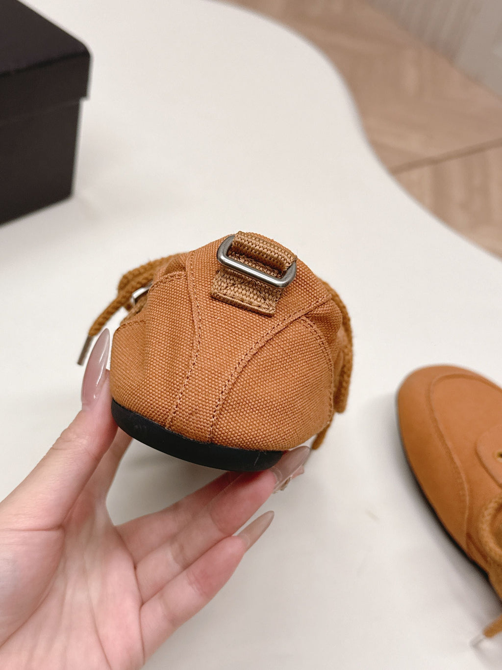 PRADA 26S LACE UP MINIMAL SNEAKERS IN CARAMEL BROWN CANVAS