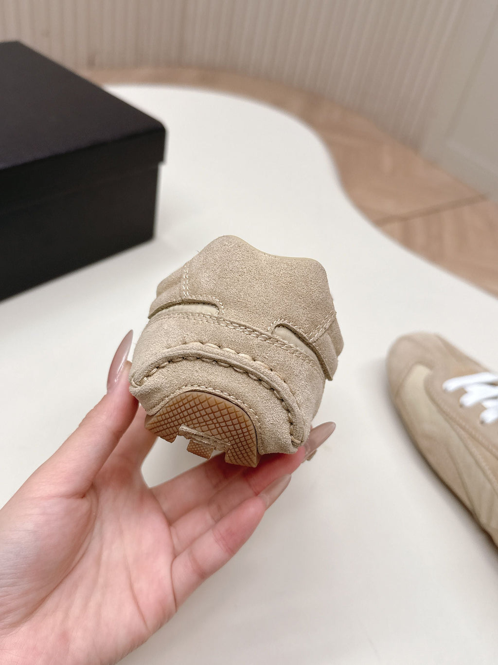 PRADA 26S SNEAKERS IN LIGHT BROWN QUILTED NYLON AND SUEDE