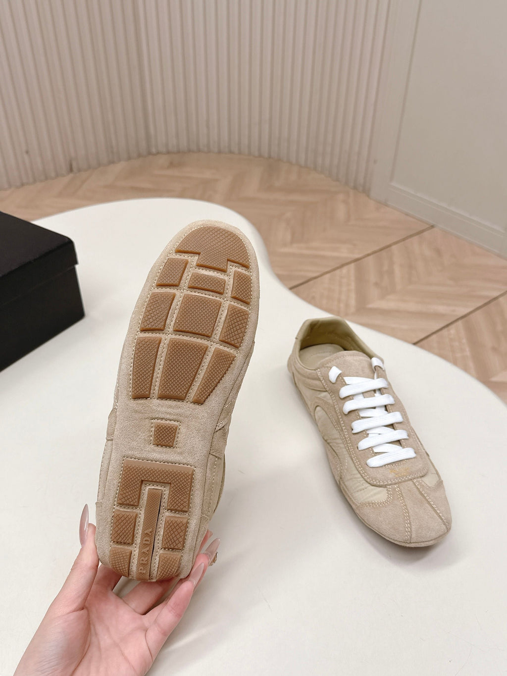 PRADA 26S SNEAKERS IN LIGHT BROWN QUILTED NYLON AND SUEDE