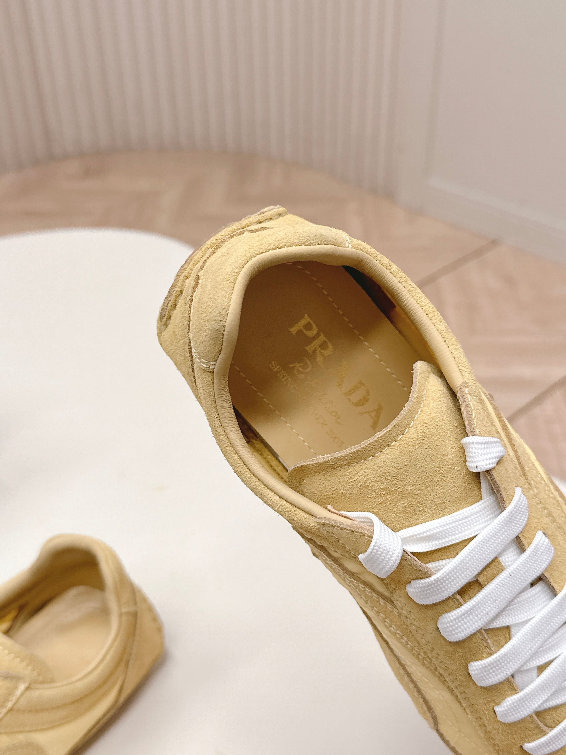 PRADA 26S SNEAKERS IN YELLOW QUILTED NYLON AND SUEDE