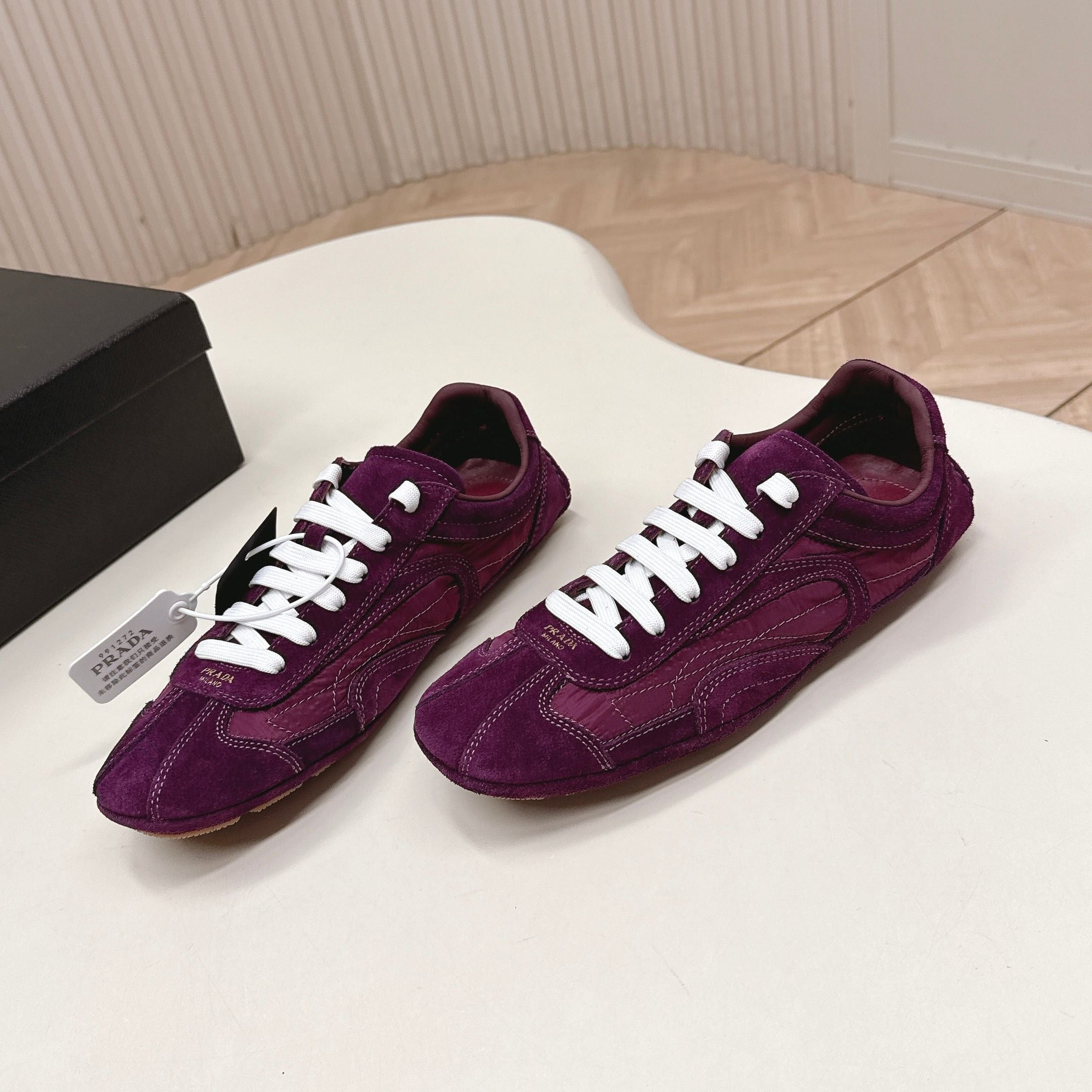 PRADA 26S CLASSIC SNEAKERS IN BURGUNDY RED SUEDE