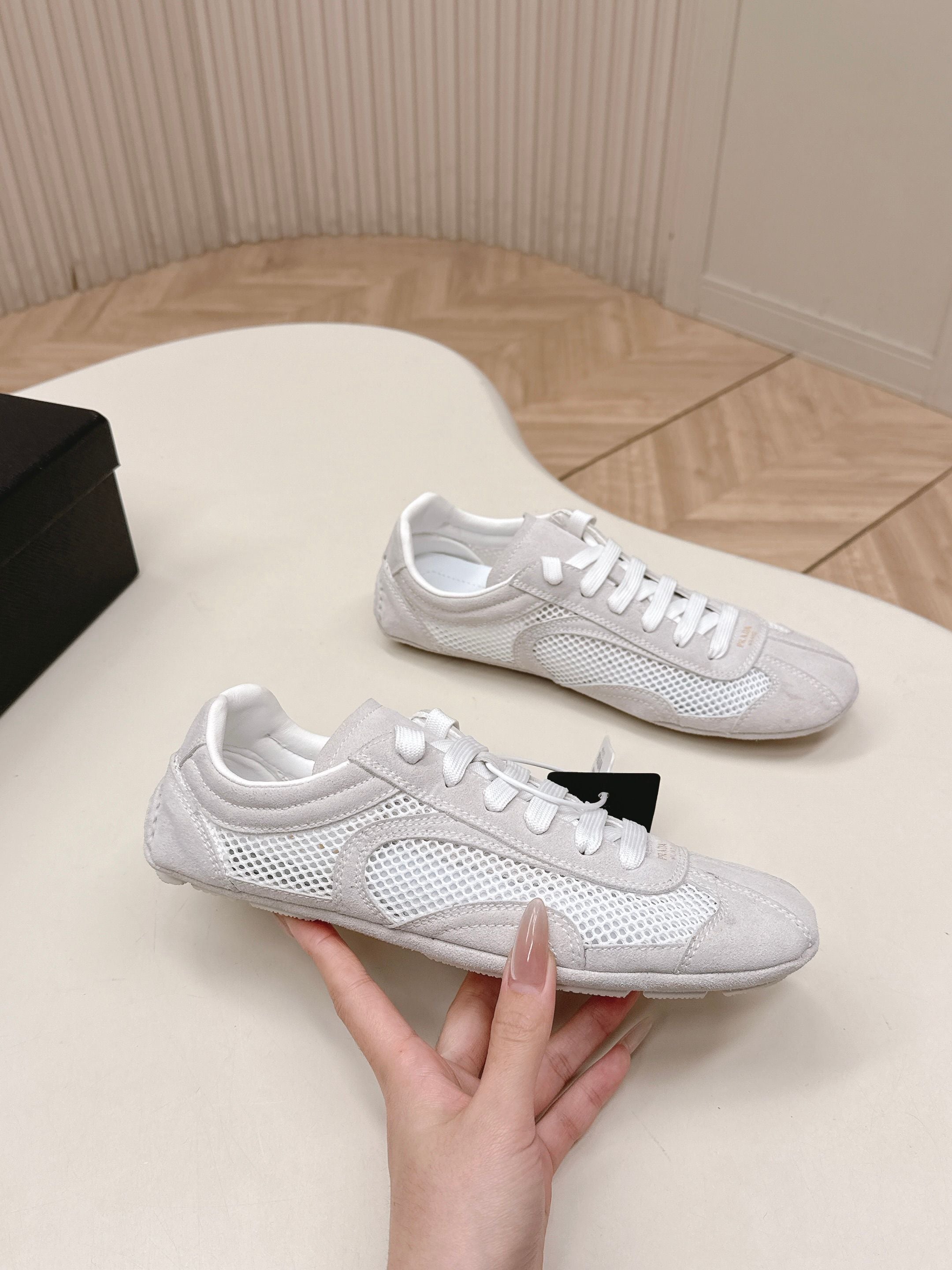 PRADA 26S CLASSIC SNEAKERS IN LIGHT GREY SUEDE AND MESH