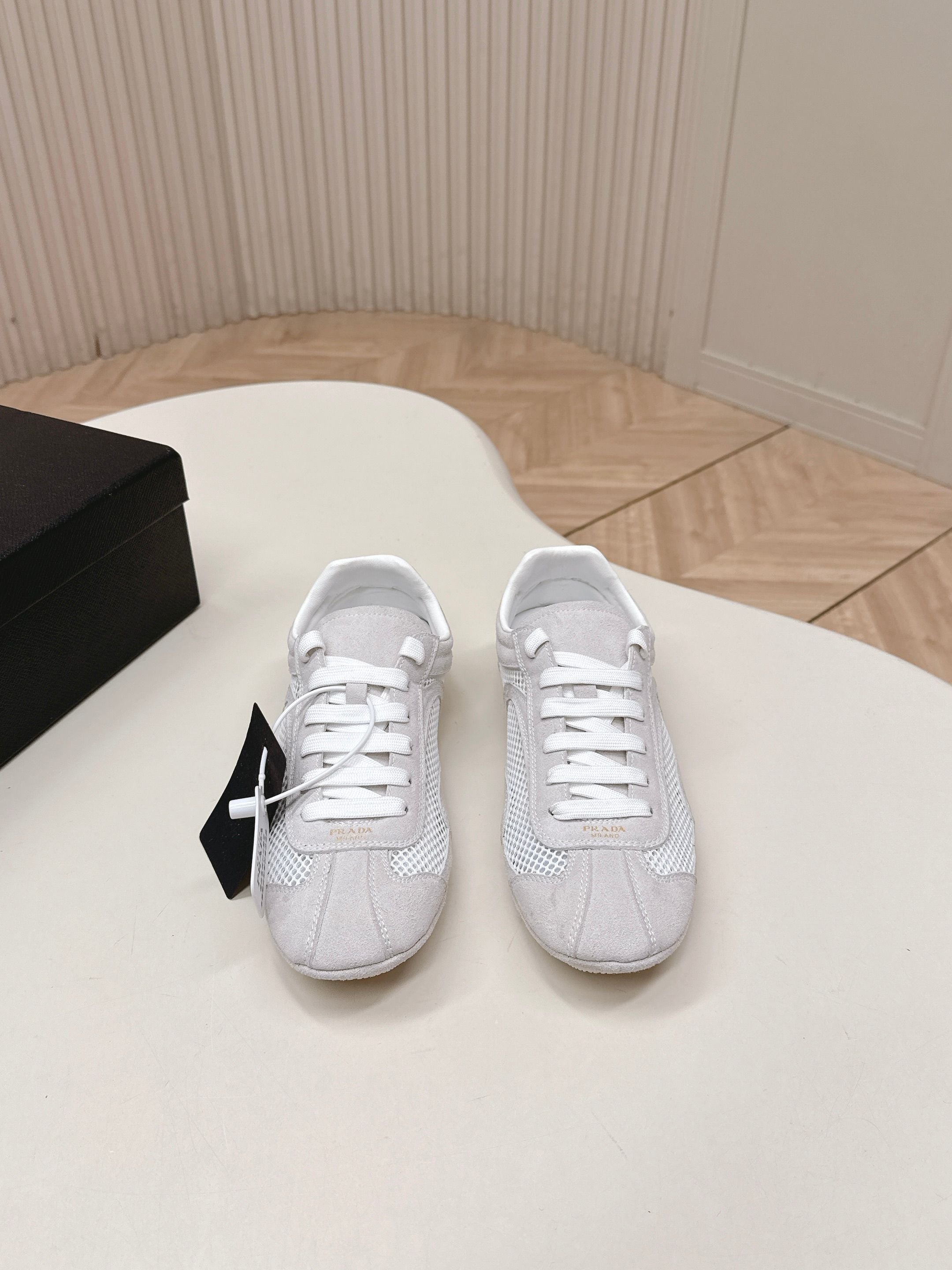 PRADA 26S CLASSIC SNEAKERS IN LIGHT GREY SUEDE AND MESH