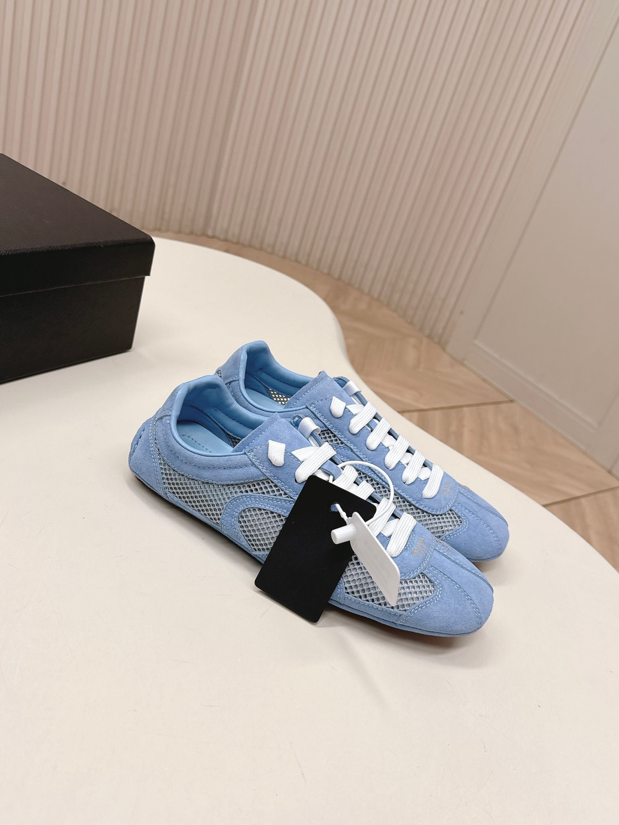 PRADA 26S CLASSIC SNEAKERS IN BLUE SUEDE AND MESH