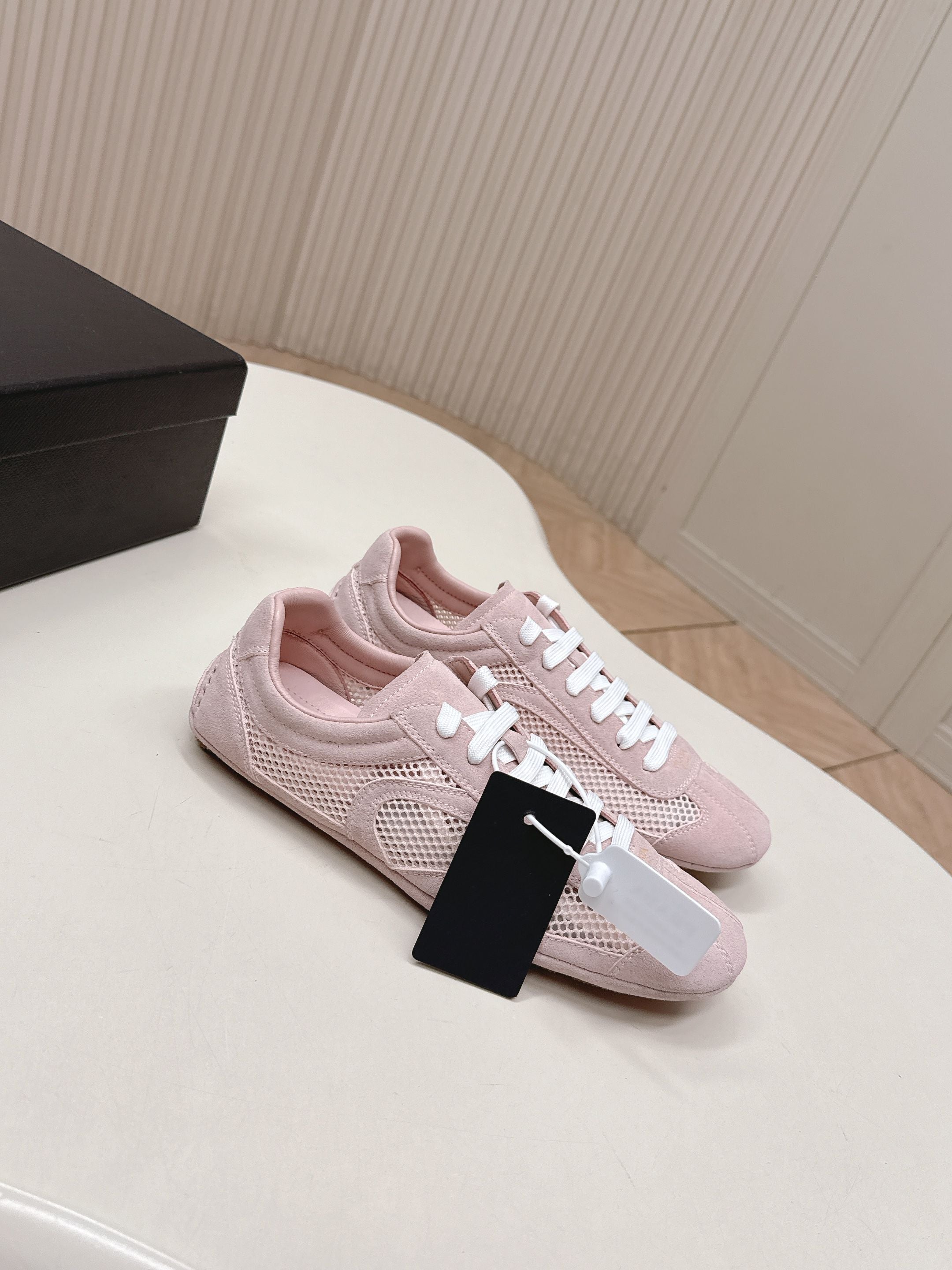 PRADA 26S CLASSIC SNEAKERS IN PINK SUEDE AND MESH