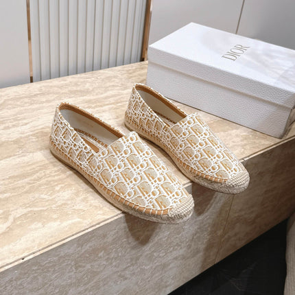 DIOR 26S SIROCO ESPADRILLE IN BEIGE AND WHITE DIOR OBLIQUE CANVAS