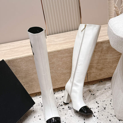 CHANEL 26S KNEE HIGH BOOTS 90 MM IN WHITE CALFSKIN AND BLACK PATENT