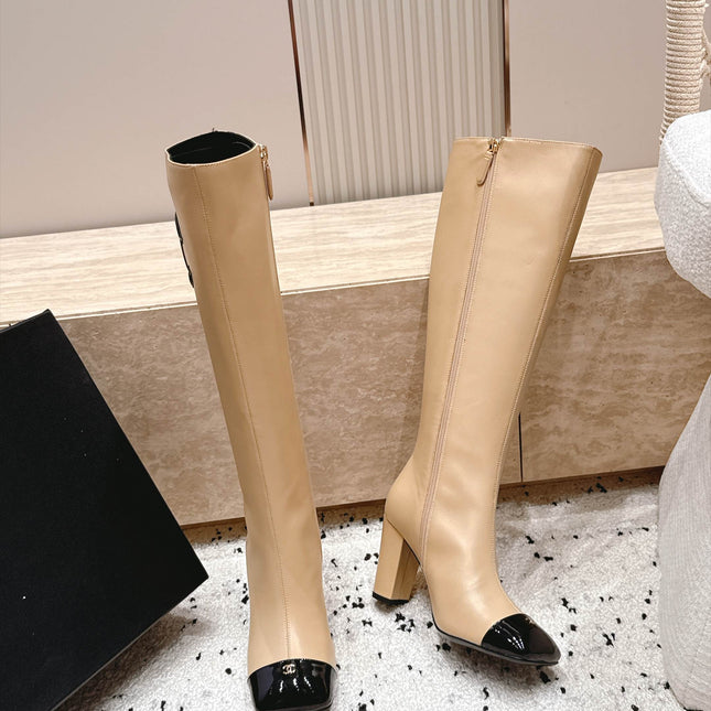 CHANEL 26S KNEE HIGH BOOTS 90 MM IN BEIGE CALFSKIN AND BLACK PATENT