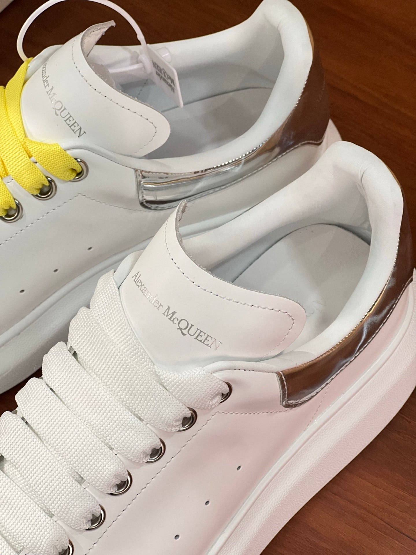 OVERSIZED SNEAKERS IN WHITE CALFSKIN SILVER HEEL TWO-TONE LACES