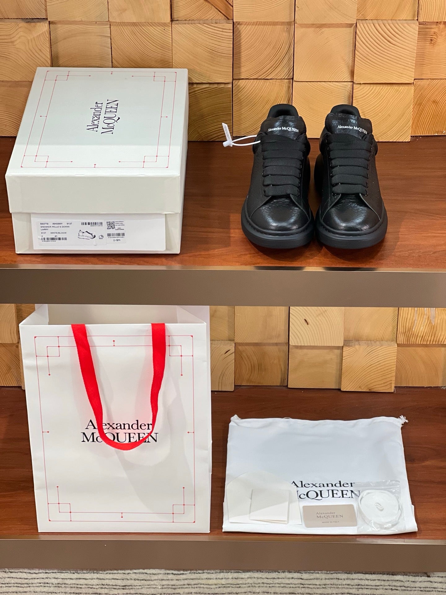 OVERSIZED SNEAKERS IN BLACK TEXTURED LAMBSKIN