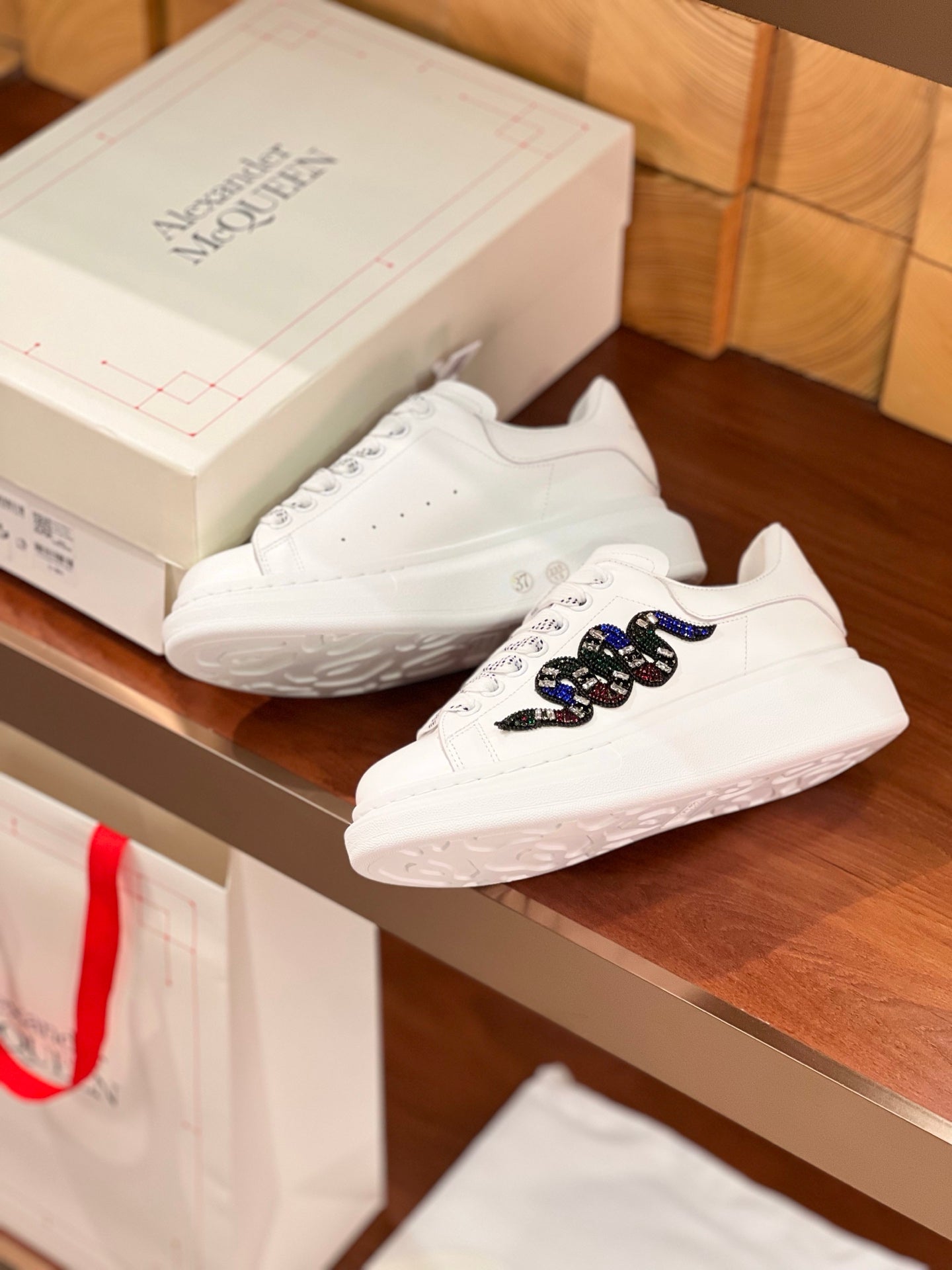 OVERSIZED SNEAKERS IN WHITE CALFSKIN EMBROIDERED MULTICOLOR SNAKE