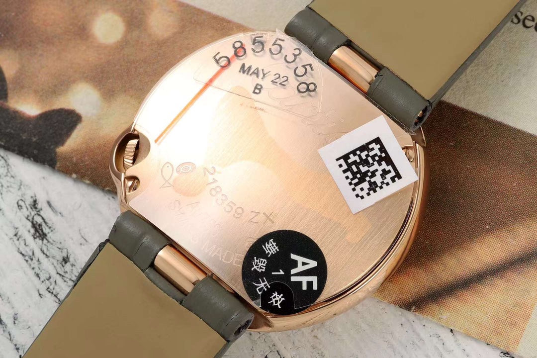 BALLON BLANC DE CARTIER WATCH GOLD CASE WITH WARM GRAY CALFSKIN
