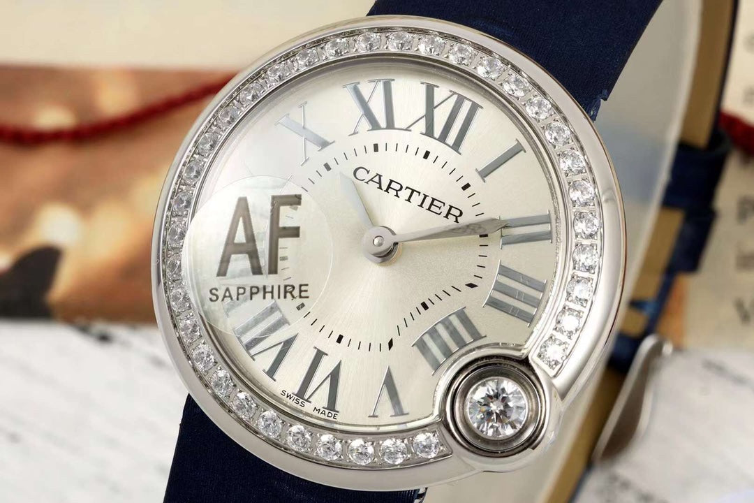 BALLON BLANC DE CARTIER WATCH GOLD CASE AND NAVY BLUE CALFSKIN WITH CRYSTALS