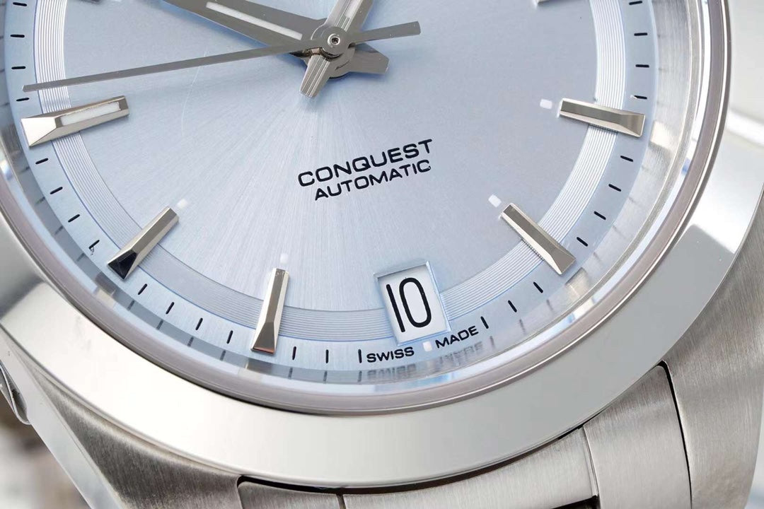 CONQUEST WATCH SILVER CASE WITH COIN GRAY DIAL