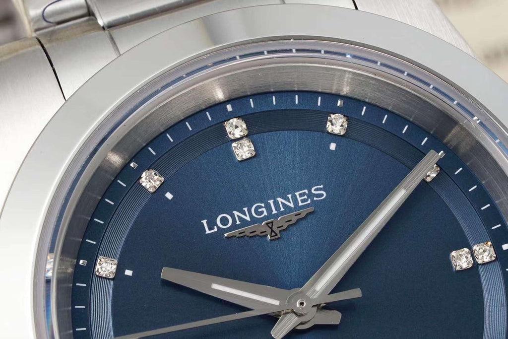 CONQUEST WATCH SILVER CASE WITH NAVY BLUE DIAL