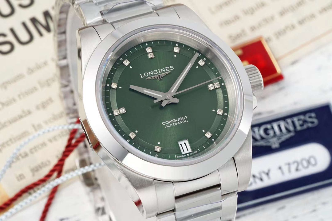 CONQUEST WATCH SILVER CASE WITH JUNGLE GREEN DIAL