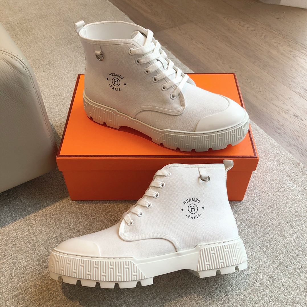 HM ITINERAIRE ANKLE BOOT WHITE CANVAS