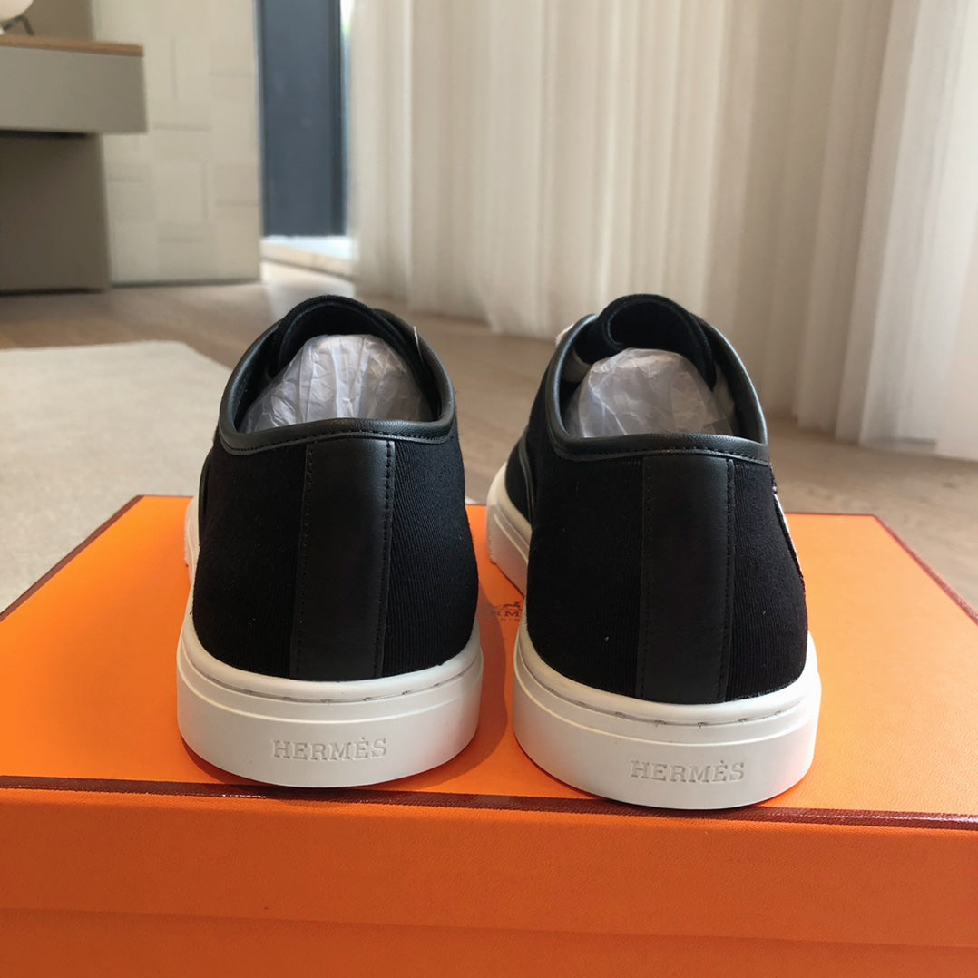 HM INNOCENT SNEAKER BLACK DENIM