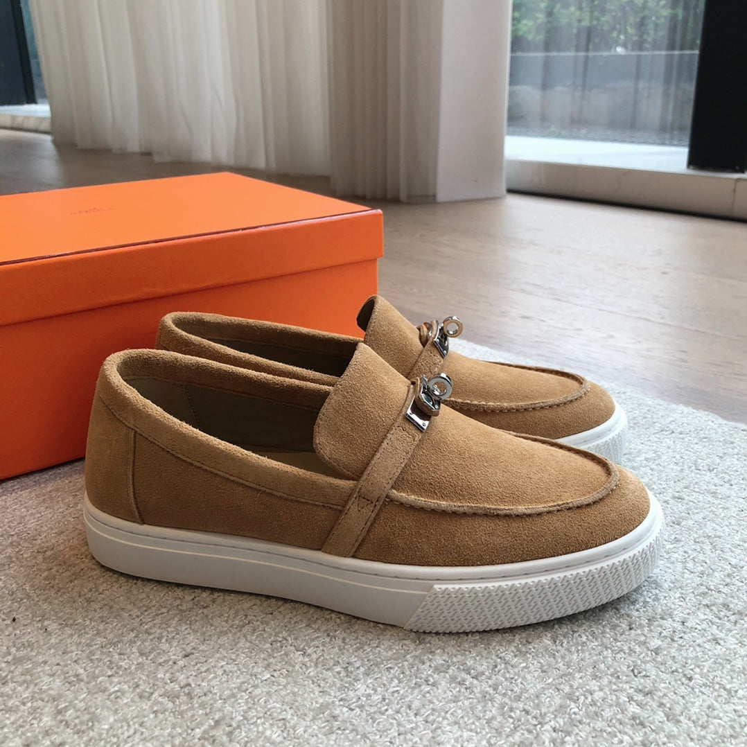 HM GAME SLIP-ON SNEAKER TAWNY SUEDE