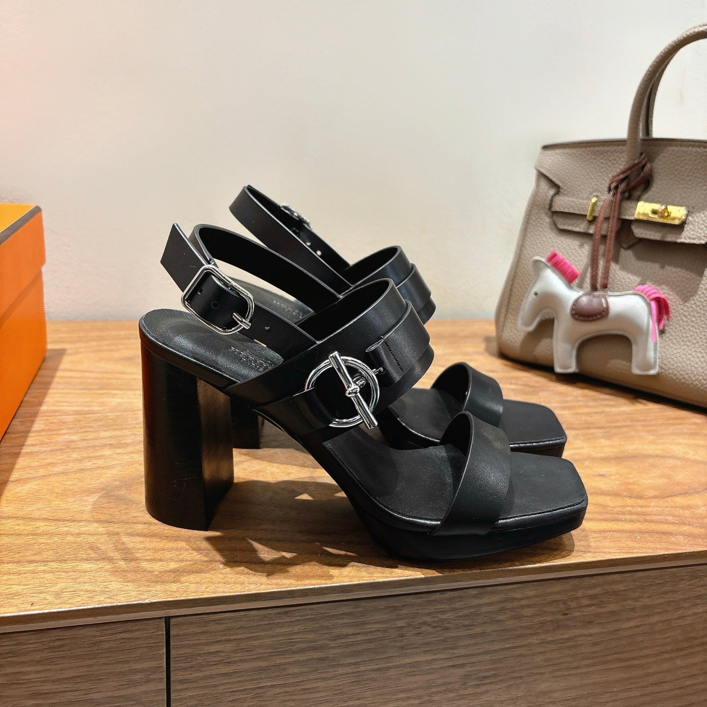 HM 26S GIGI 85 SANDAL IN BLACK CALFSKIN SILVER HARDWARE
