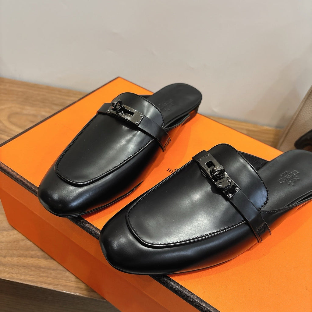 HM 26S KELLY MULE IN BLACK CALFSKIN BLACK HARDWARE