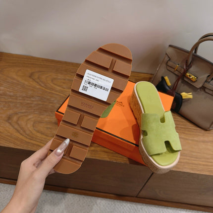 HM 26S WEDGE SANDALS IN PISTACHIO GREEN SUEDE AND LAMBSKIN