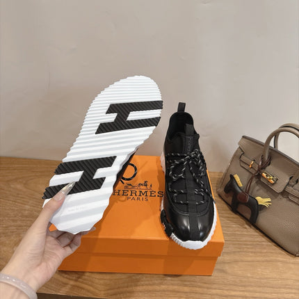 HM 26S BICOASTAL SNEAKERS IN BLACK CALFSKIN AND FABRIC