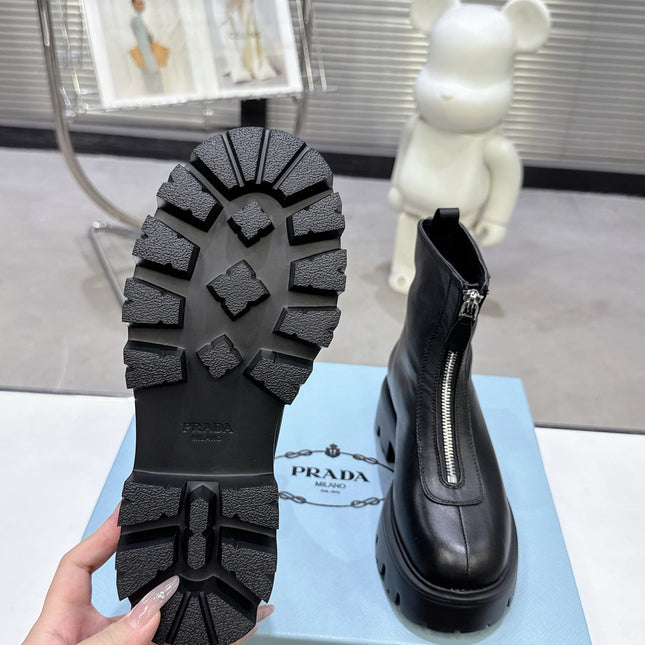 PRADA 25S ZIP-UP ANKLE BOOTS IN BLACK CALFSKIN