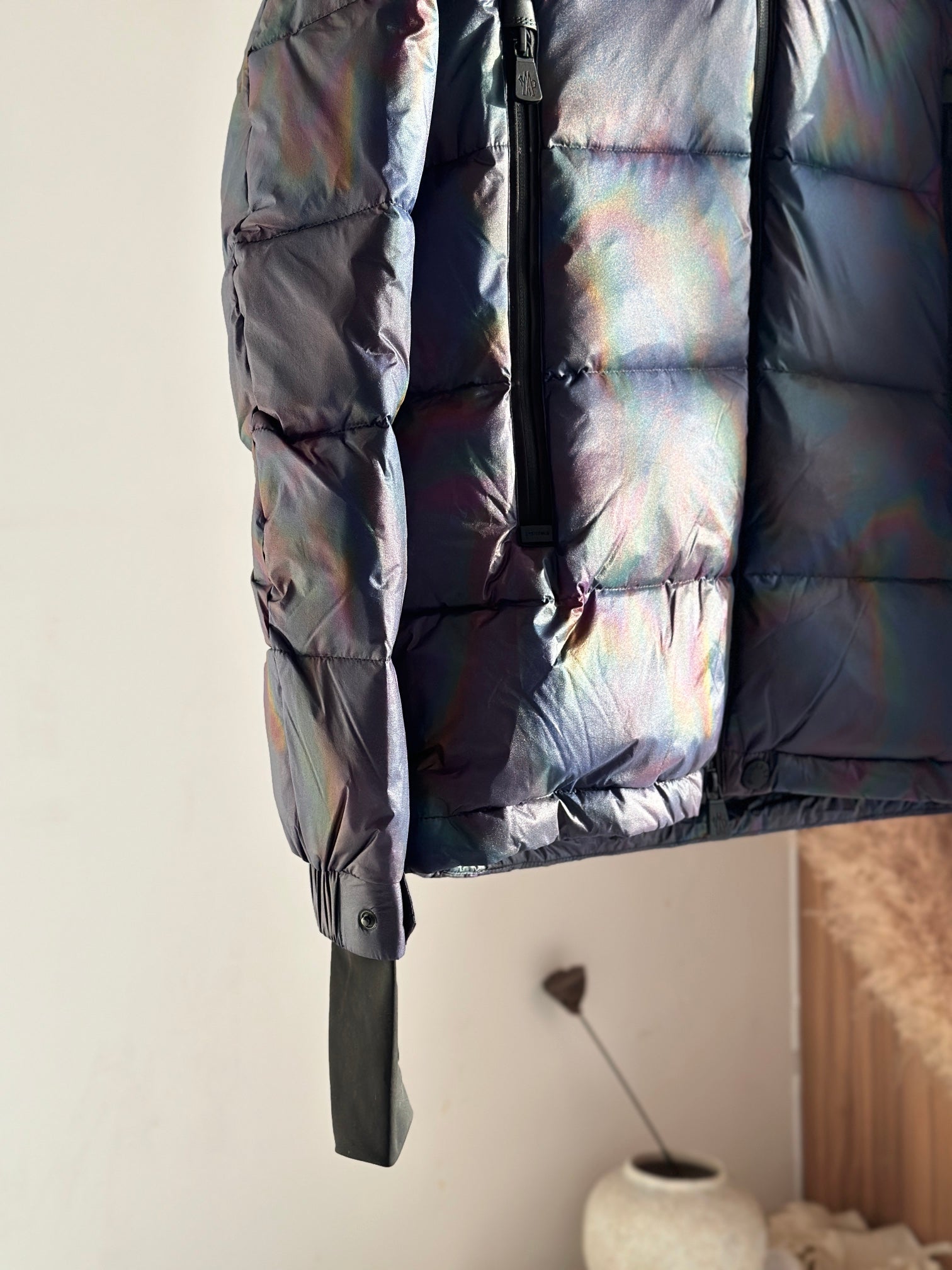 MONCLER 25S DOWN JACKET 266
