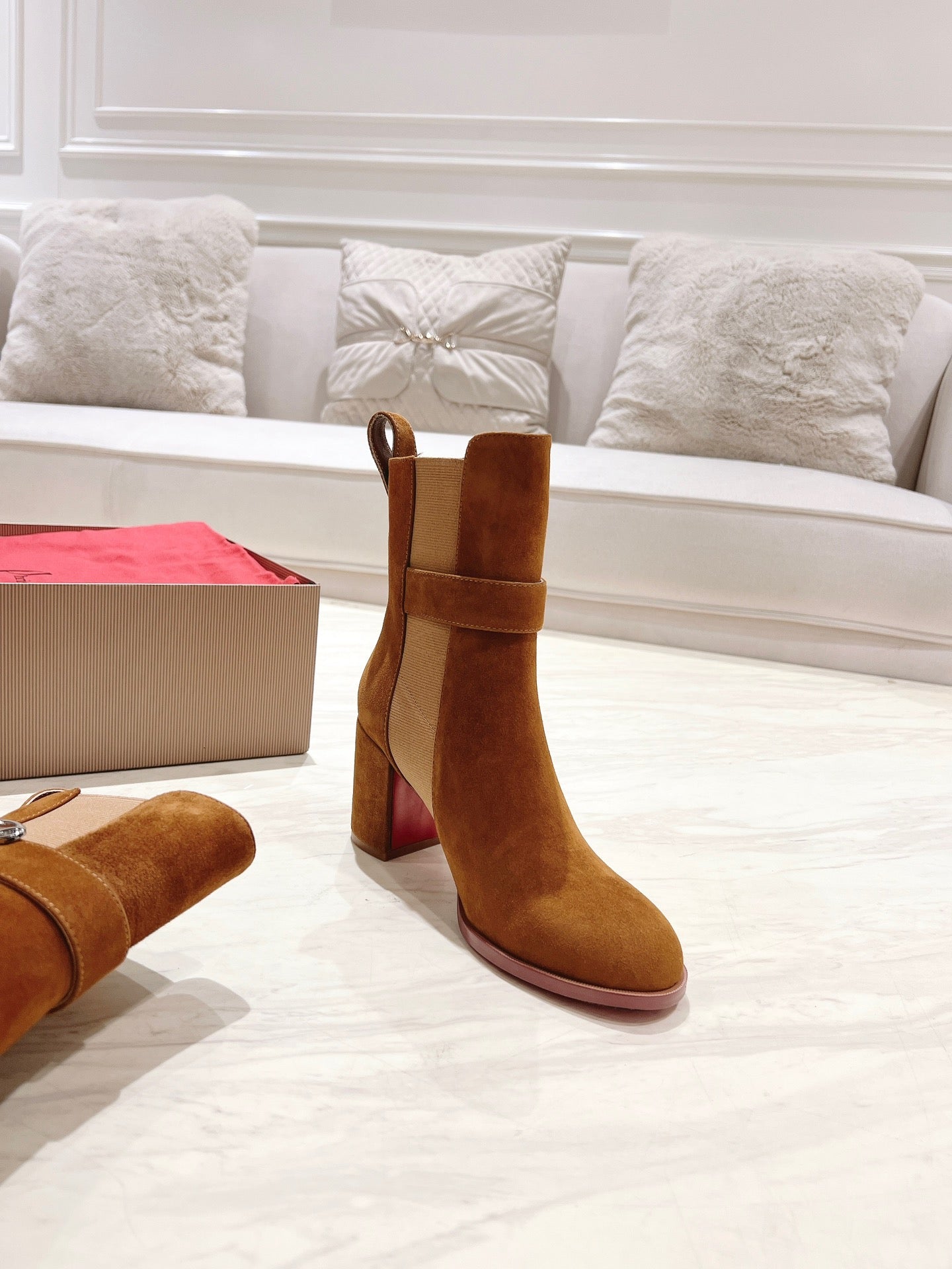 CL ANKLE BOOTS 70MM IN BROWN SUEDE
