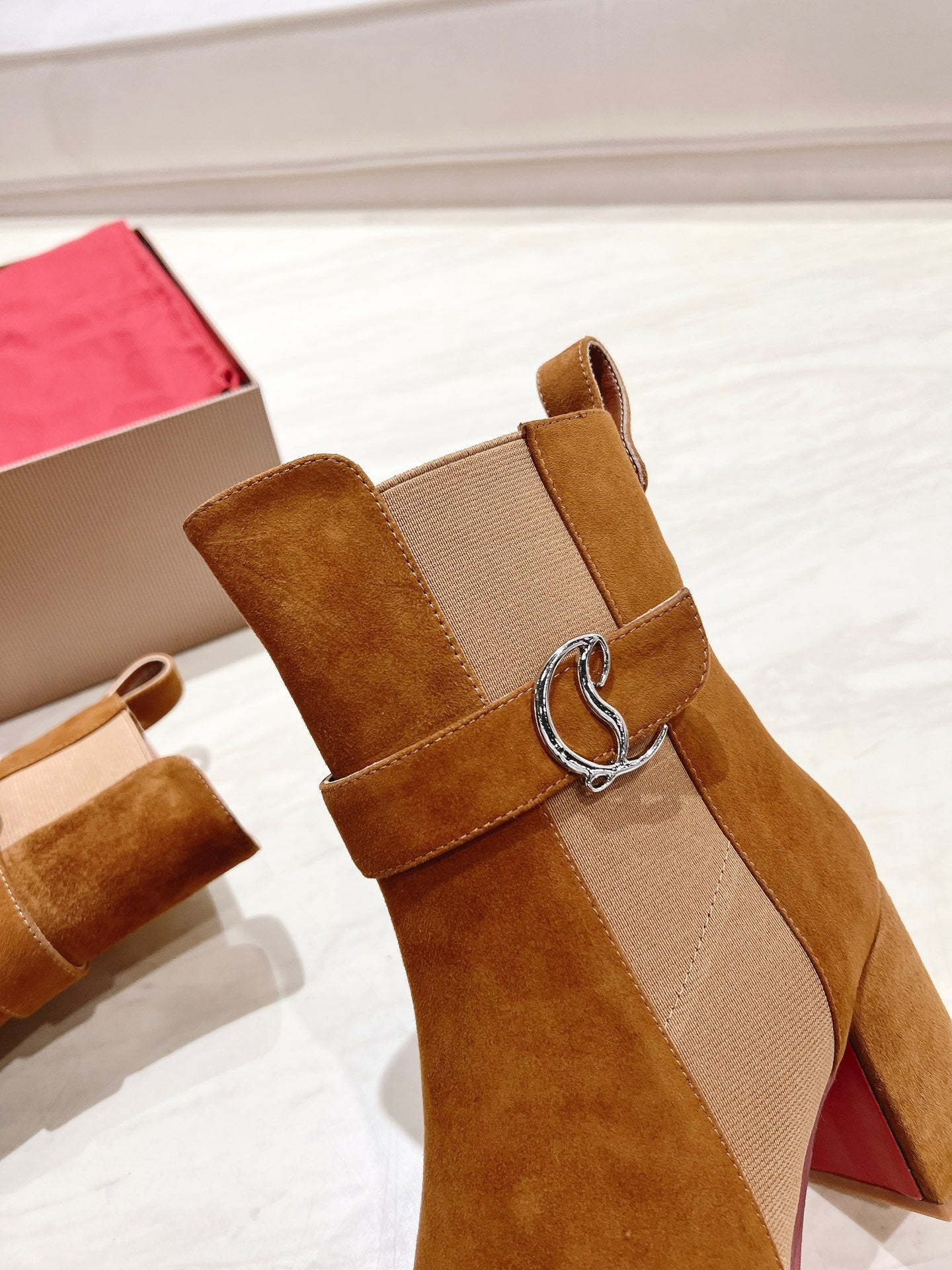 CL ANKLE BOOTS 70MM IN BROWN SUEDE