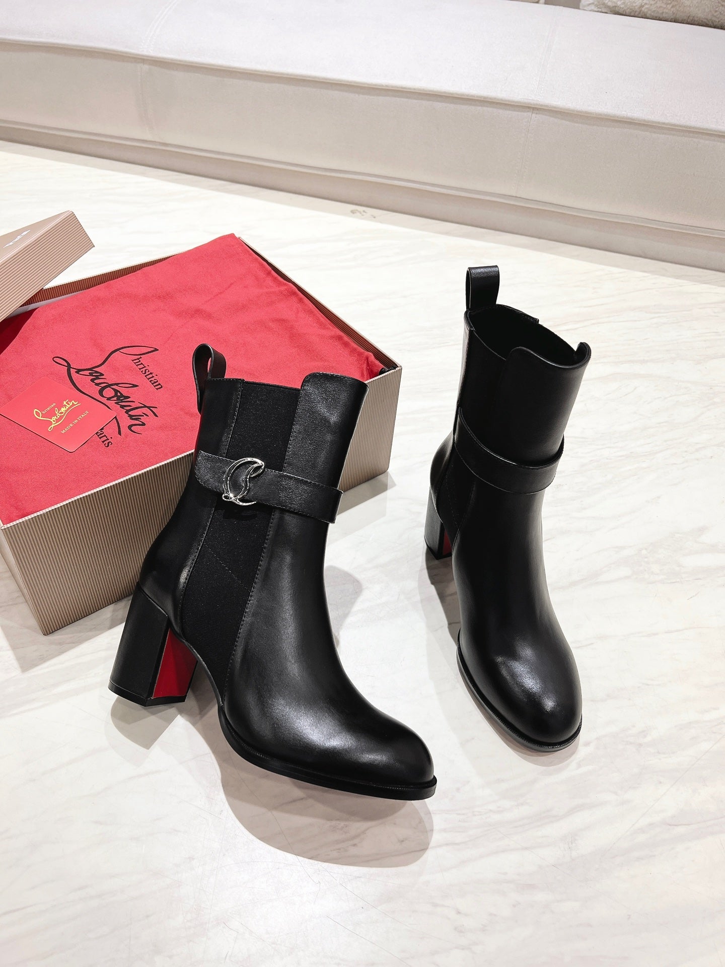 CL ANKLE BOOTS 70MM IN BLACK CALFSKIN