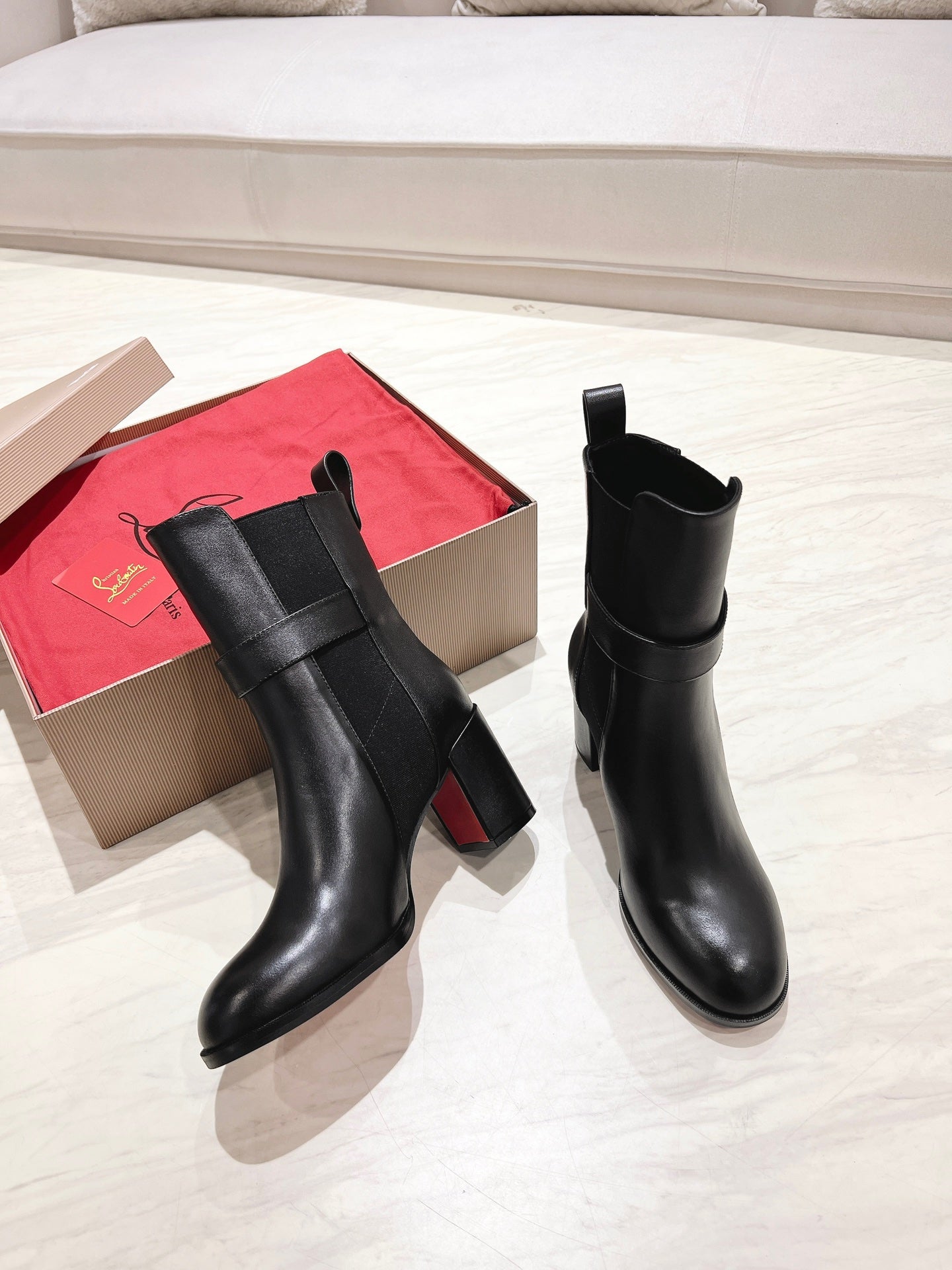 CL ANKLE BOOTS 70MM IN BLACK CALFSKIN