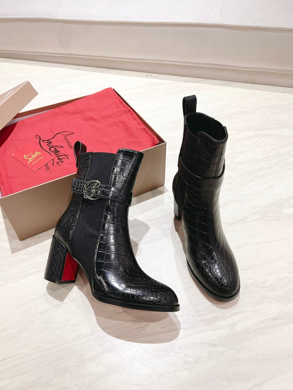 CL ANKLE BOOTS 70MM IN BLACK CROCODILE EMBOSSED CALFSKIN