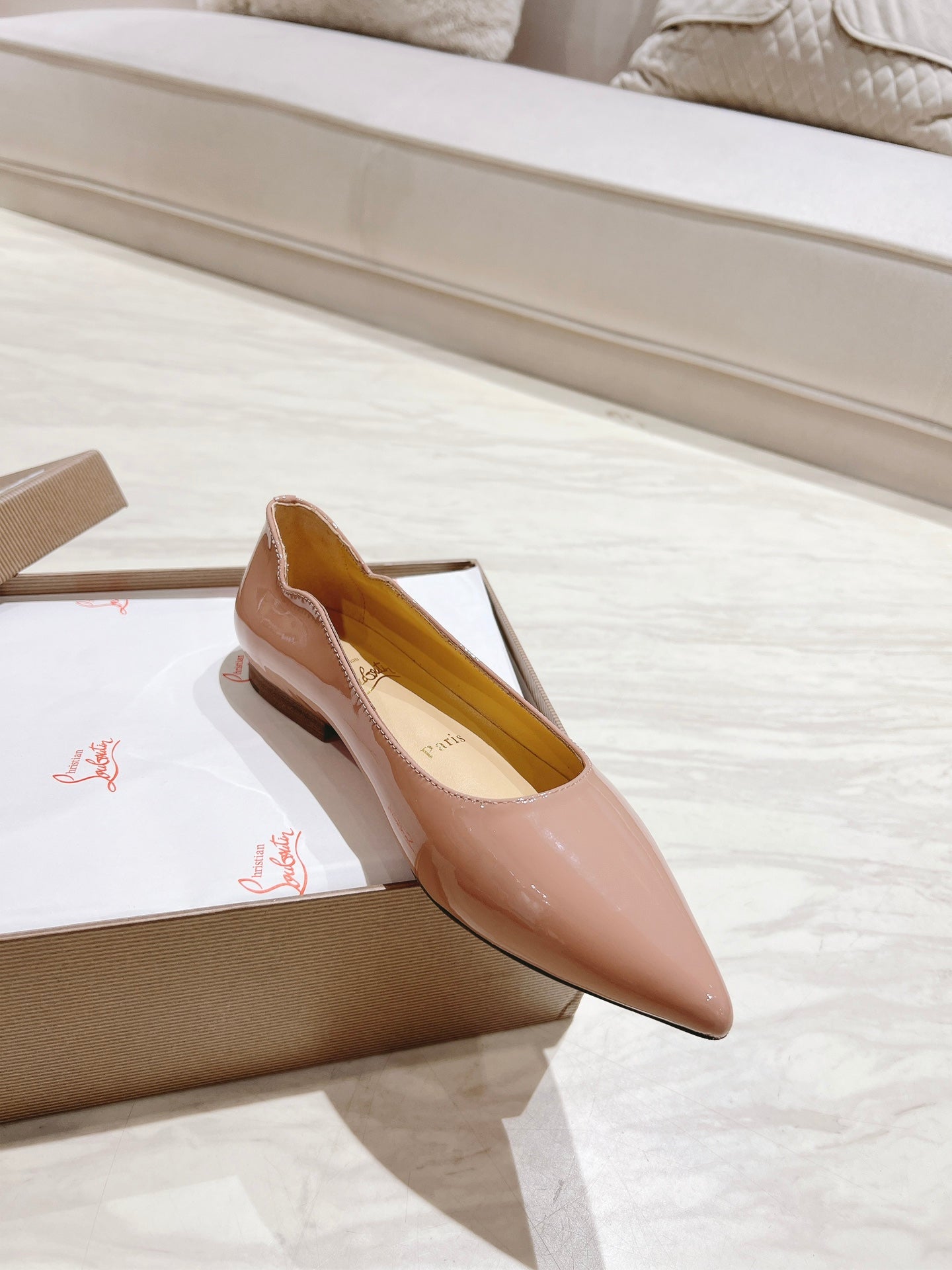 HOT CHICK BALLERINAS 15MM IN NUDE PATENT CALFSKIN
