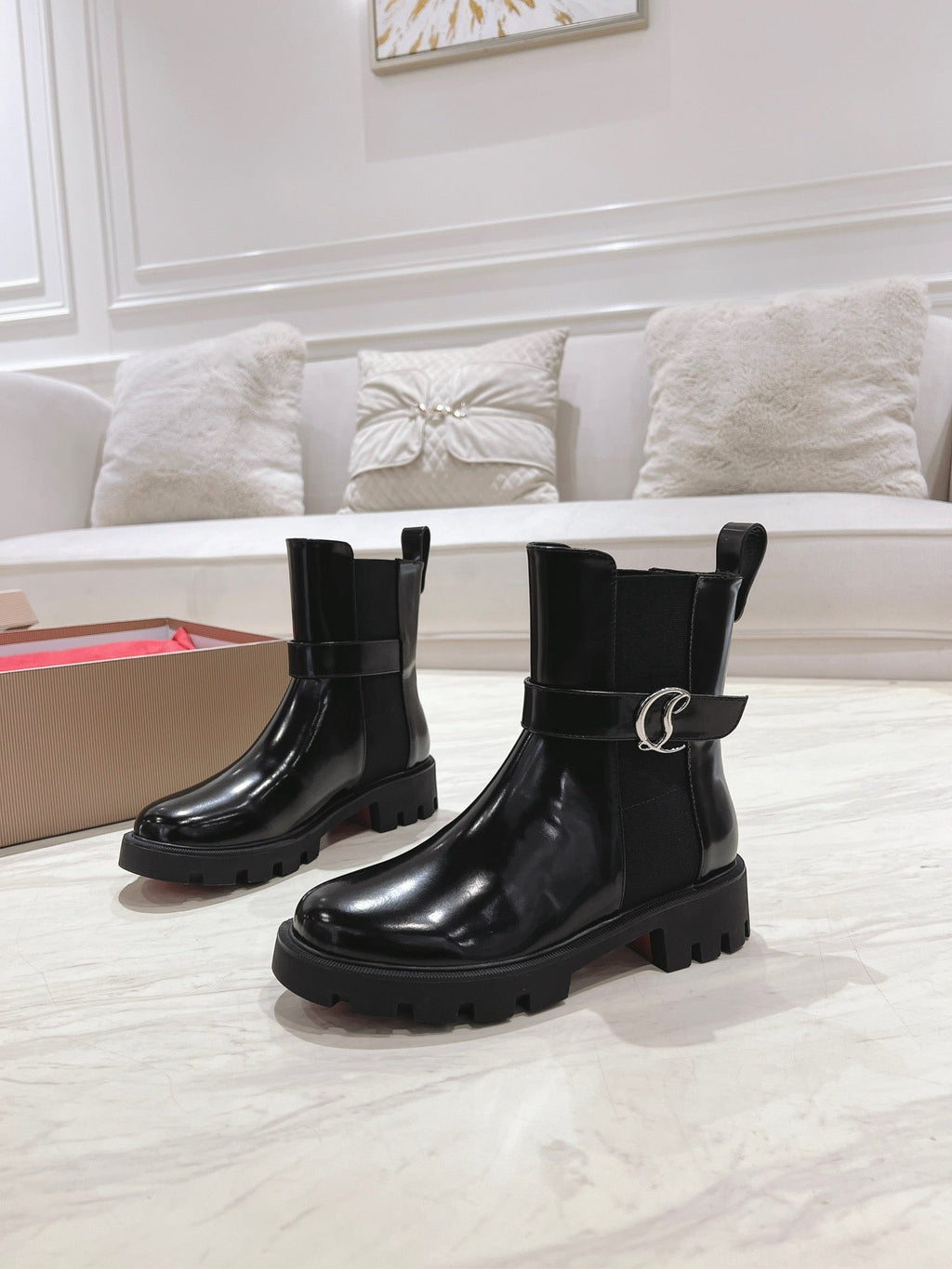 CHELSEA BOOT LUG 30MM IN BLACK GLOSSY CALFSKIN