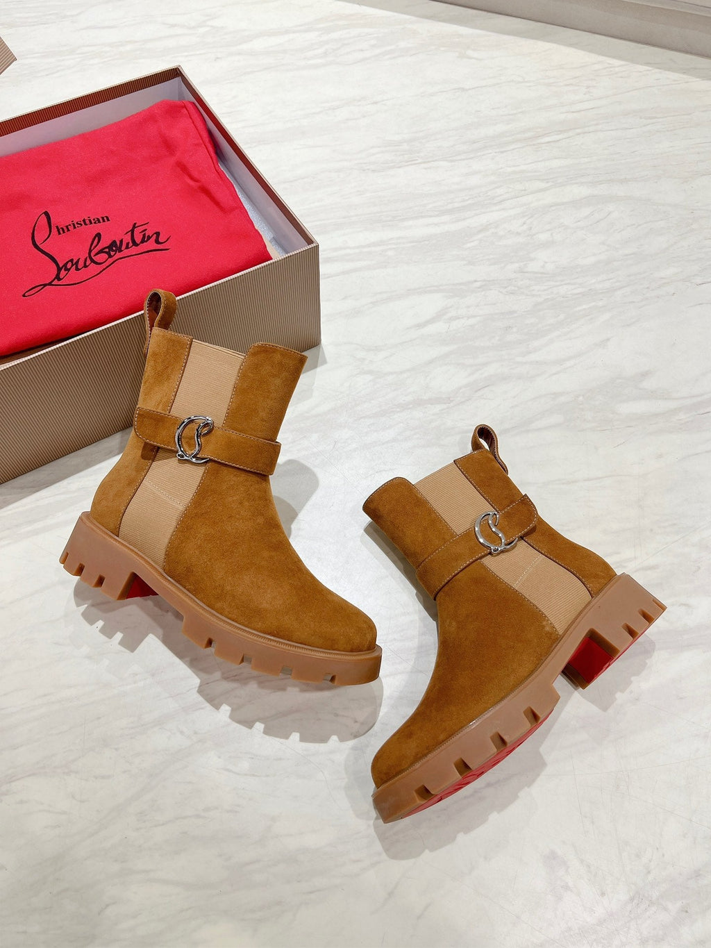 CHELSEA BOOT LUG 30MM IN BROWN SUEDE