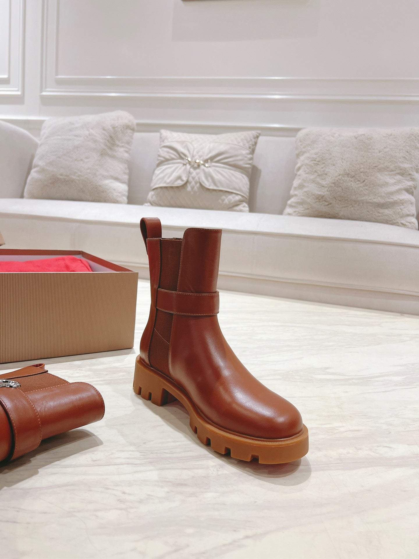 CHELSEA BOOT LUG 30MM IN BROWN CALFSKIN
