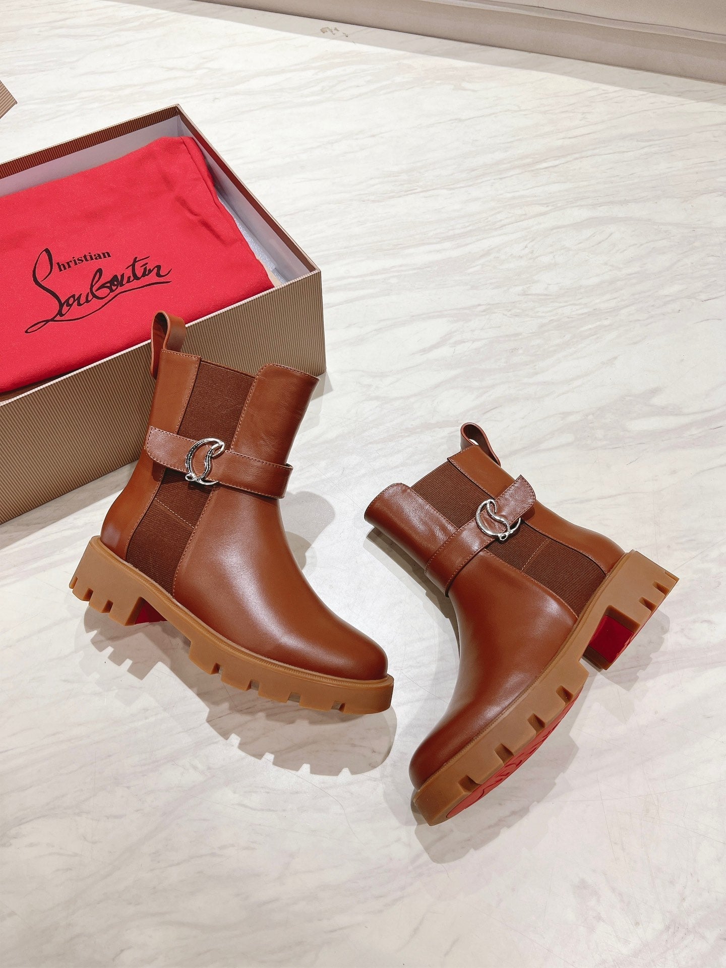 CHELSEA BOOT LUG 30MM IN BROWN CALFSKIN
