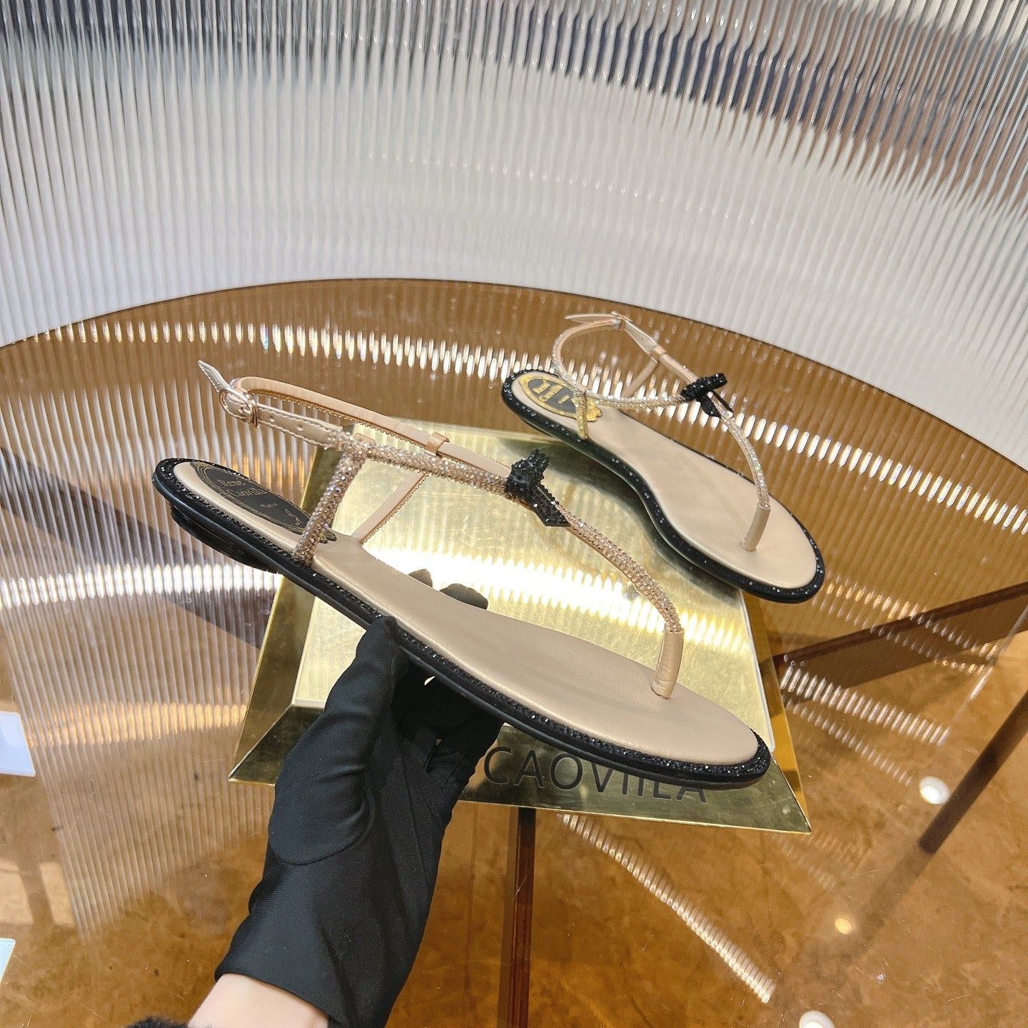 RENE CAOVILLA THONG SANDALS IN BEIGE MIX BLACK CALFSKIN