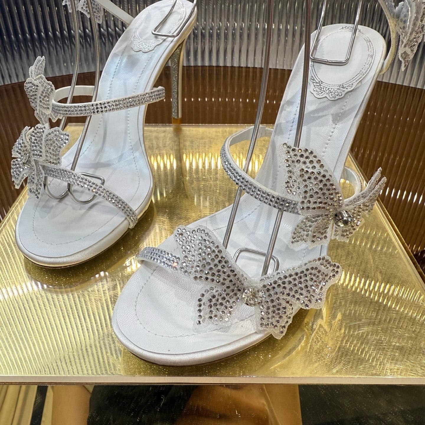RENE CAOVILLA 26S FLORIANE HIGH HEELS 95 MM IN WHITE LAMBSKIN BUTTERFLY EMBELLISHED STRAP