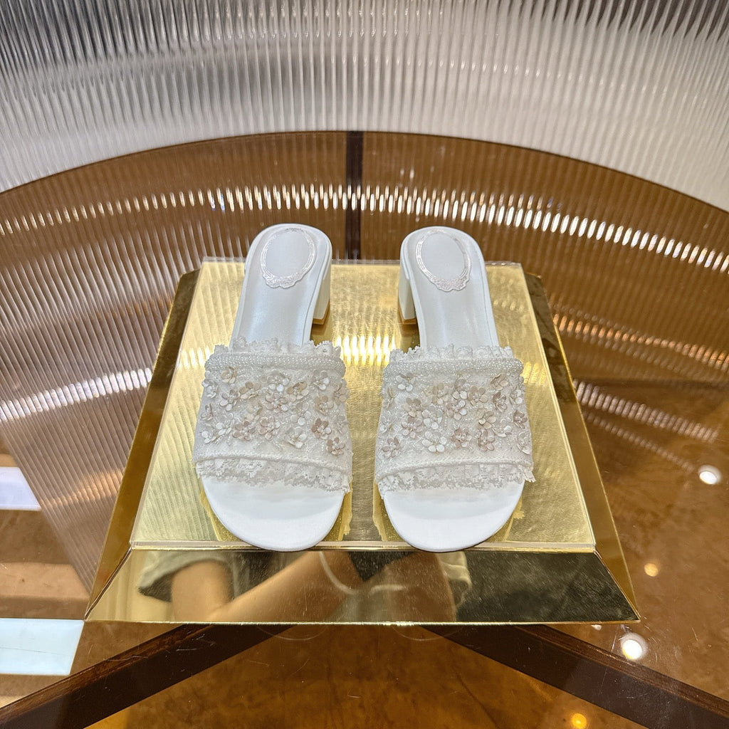 RENE CAOVILLA 26S HIGH HEEL SLIDES 45 MM IN WHITE LACE STRAP FLOWER EMBELLISHED