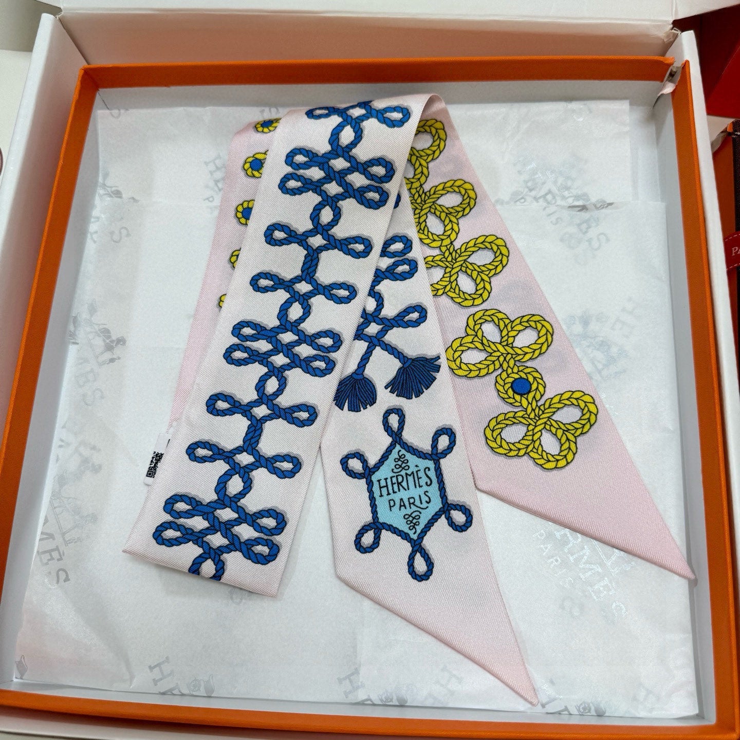 HERMES 26S SCARF 86 IN SILK 309667