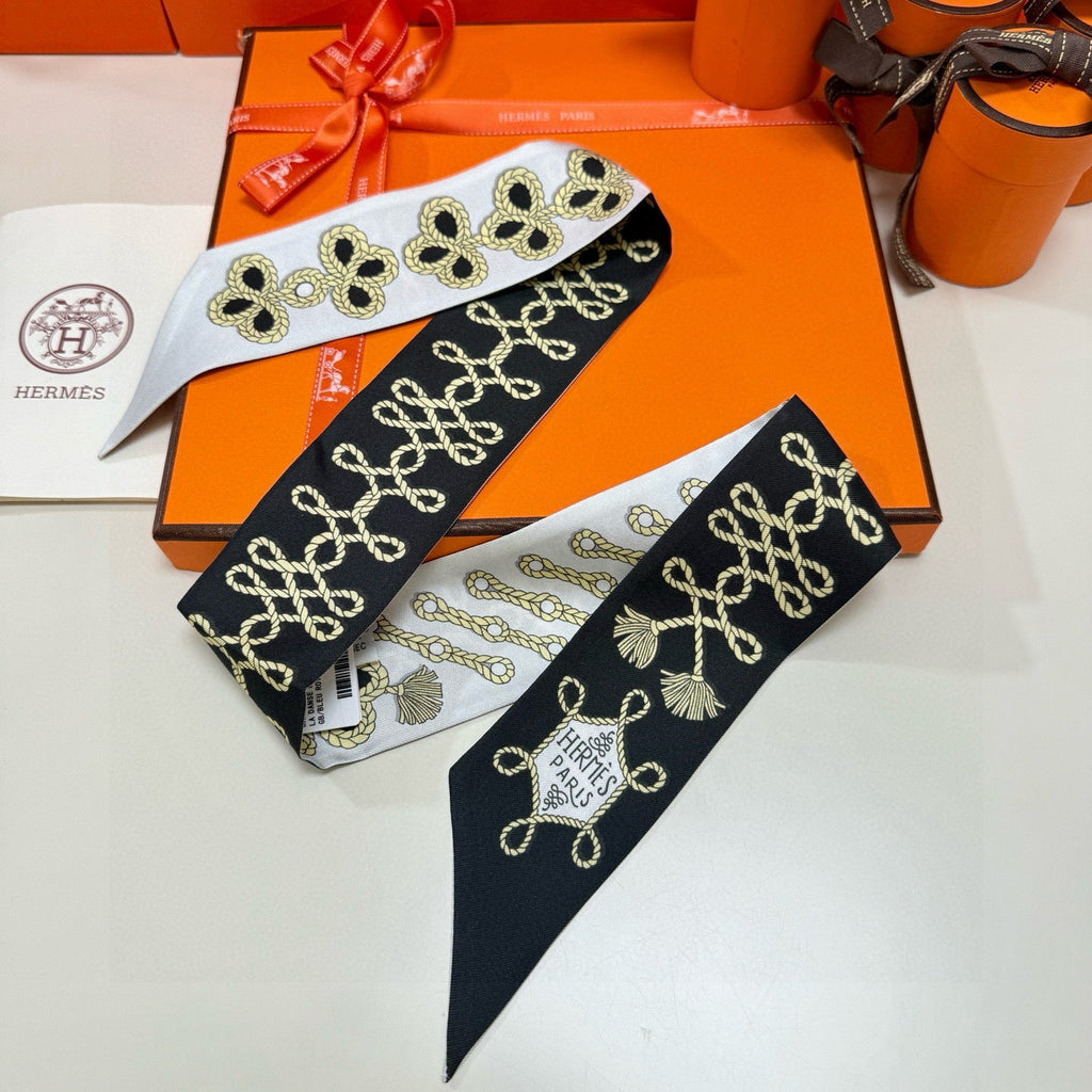 HERMES 26S SCARF 86 IN SILK 309669