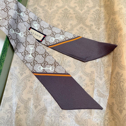 GUCCI 26S TWILLY SCARF 120 IN SILK 502610