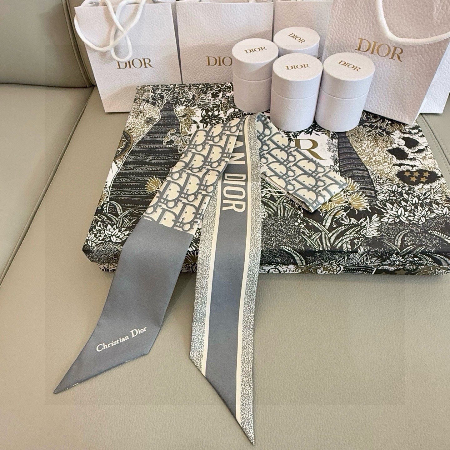 DIOR 26S SCARF 105CM IN SILK 309592