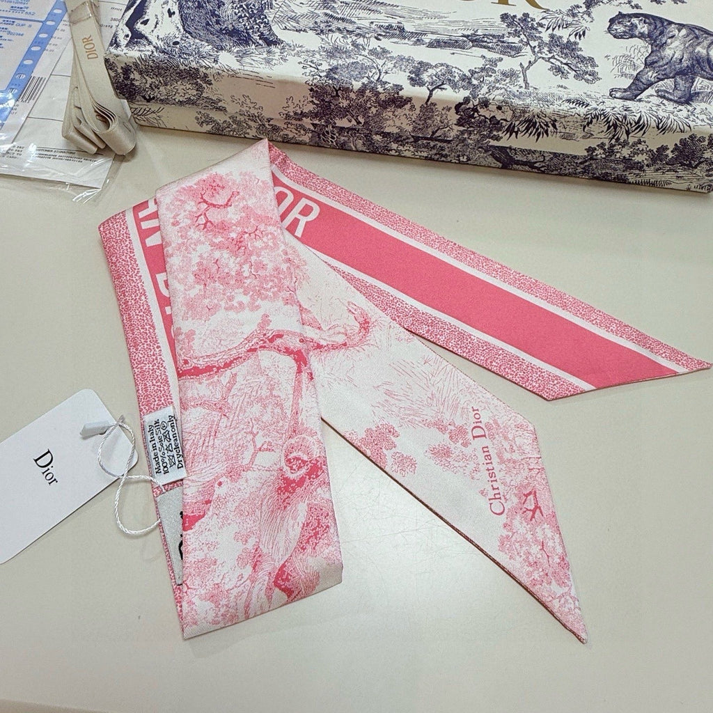 DIOR 26S SCARF 105CM IN SILK 302930