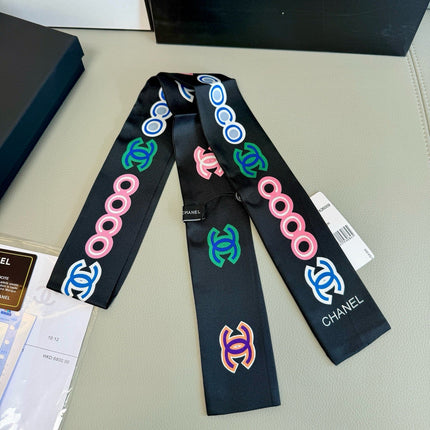 CHANEL 26S TWILLY SCARF 120 IN SILK 407661