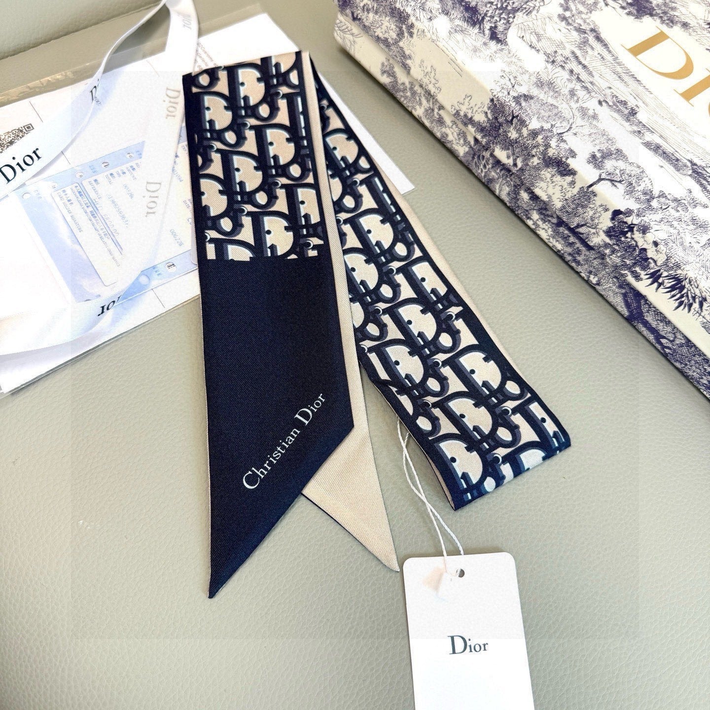 DIOR 26S SCARF 105CM IN SILK 313136