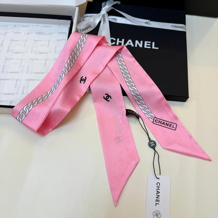 CHANEL 26S TWILLY SCARF 120 IN SILK 440964